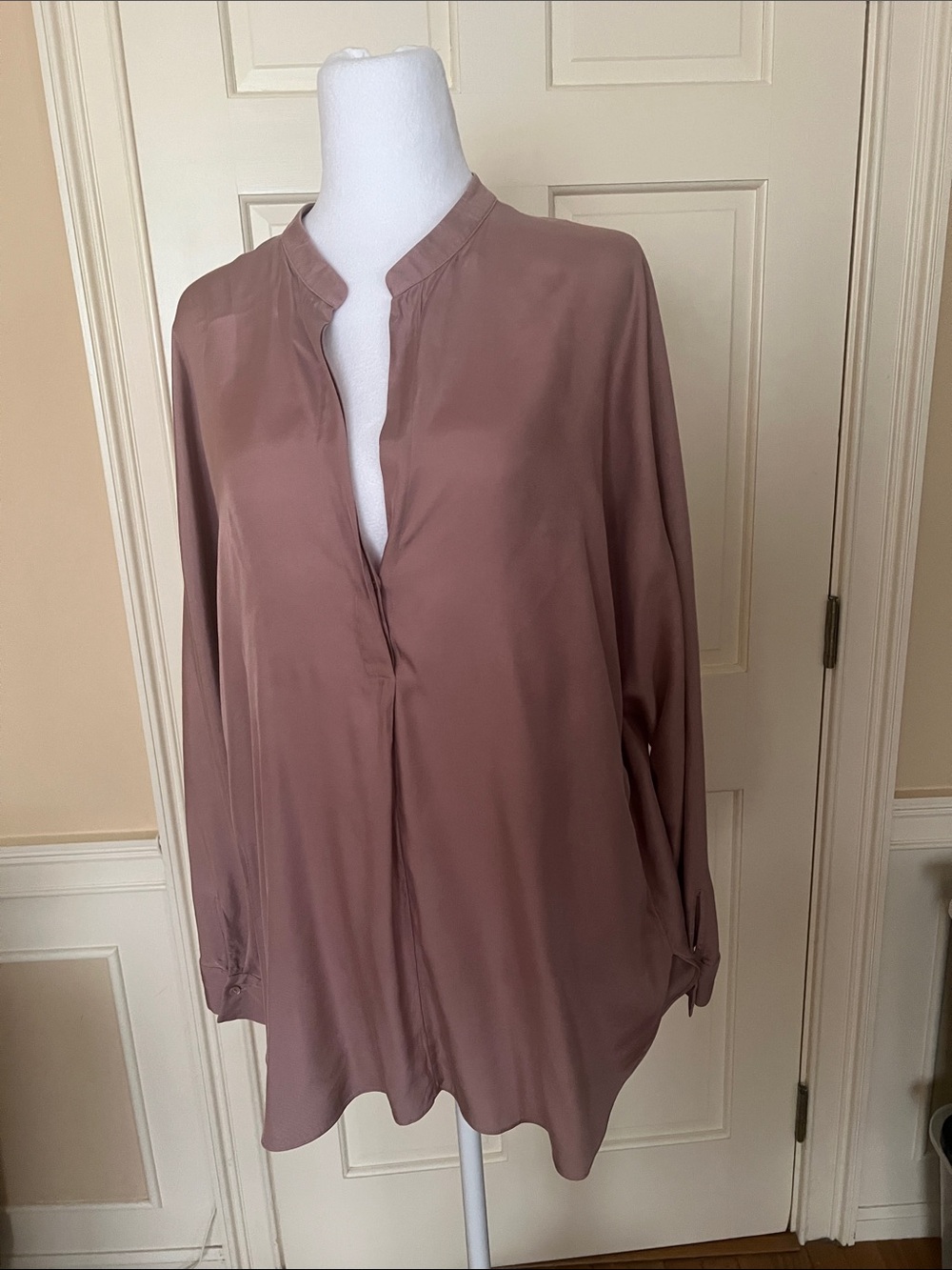 Vince Mauve Split V-Neck Long Sleeve Blouse